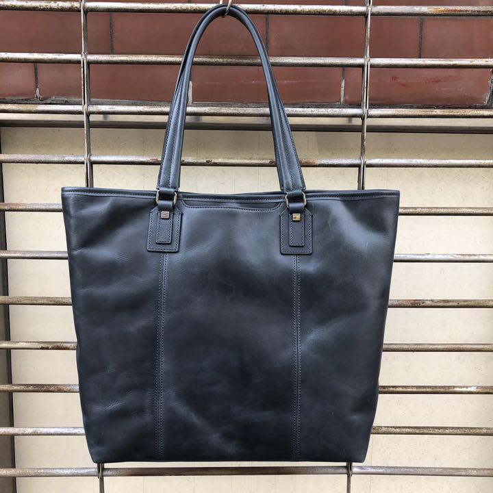 定番のお歳暮&冬ギフト grungeallグランジオール『新品未使用』【バッファローレザー】ボディバッグ - ボディーバッグ