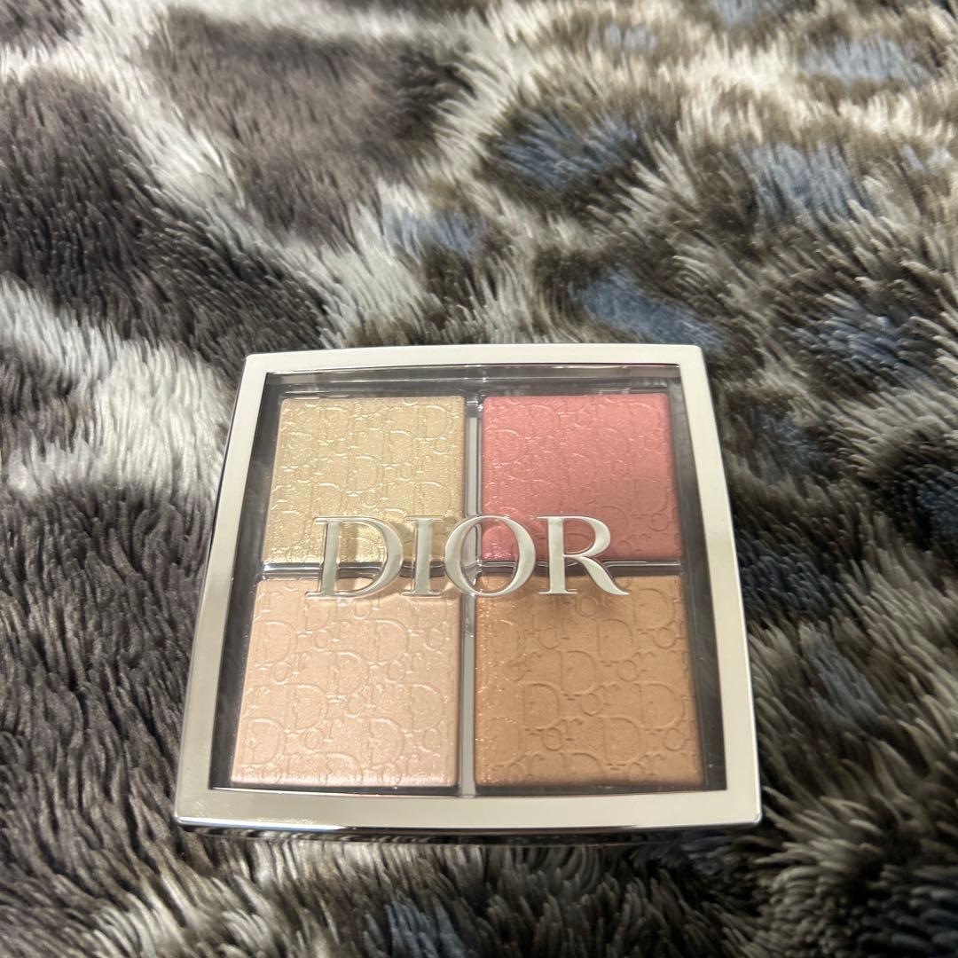 DIOR バックステージフェイスグロウパレット #004 ローズゴールド