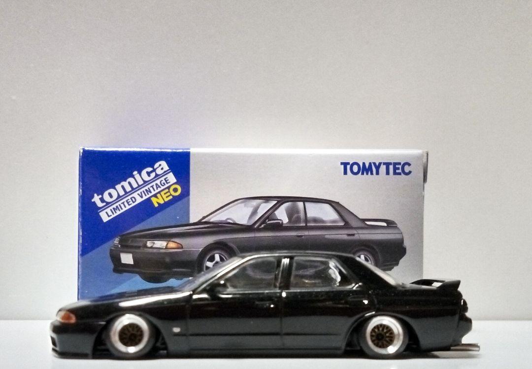 トミカリミテッドヴィンテージ スカイライン R32 BBS 深リムアルミ ドリ車