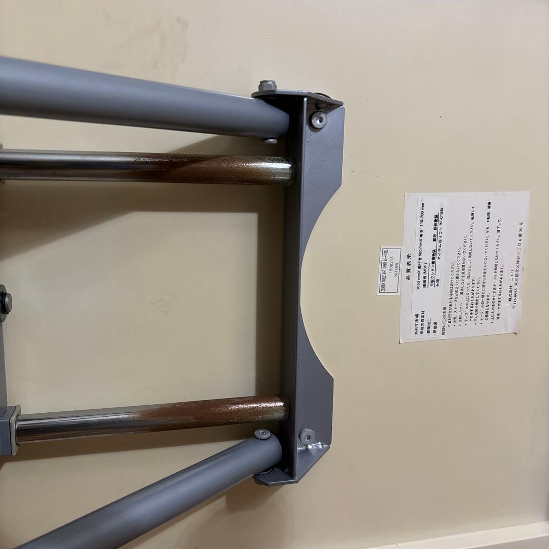 ガス圧昇降式テーブル ガス圧昇降式テーブル