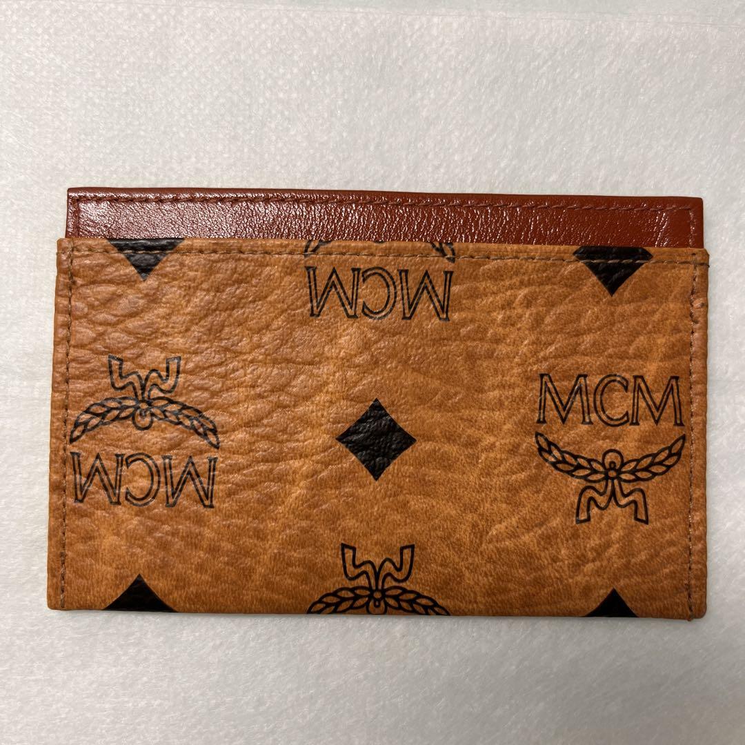新品未使用！MCM ロゴプリント カードケース