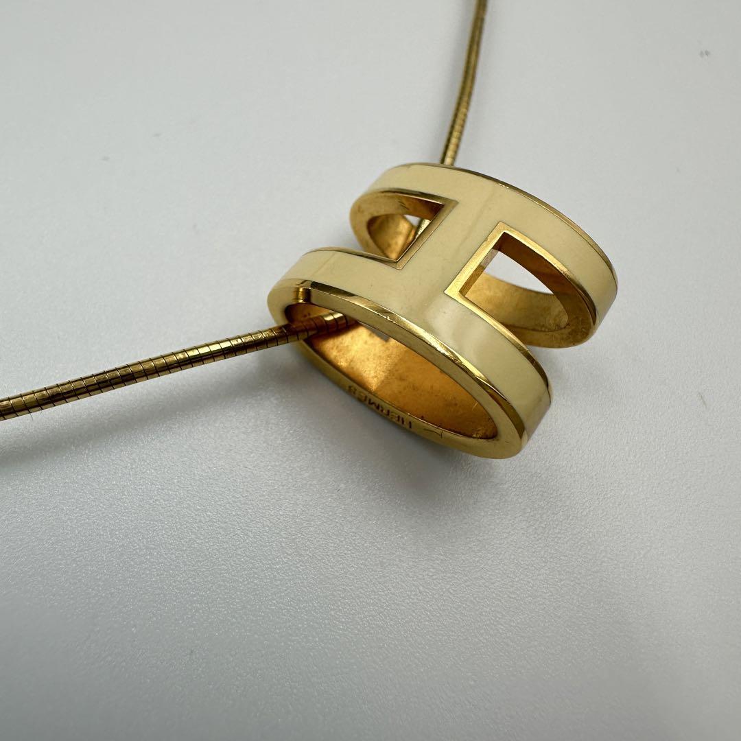 正規店仕入れの ポップアッシュネックレス エルメス Hロゴ ゴールド ベージュ アクセサリー