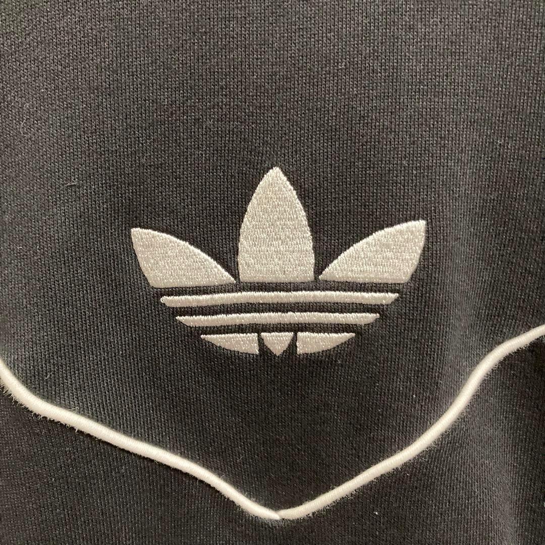 アディダス adidas パーカー フーディ 刺繍 ブラック オーバーサイズ_画像1