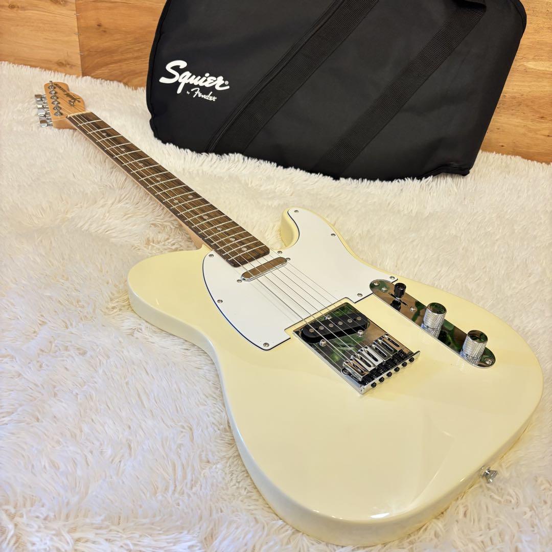 Squier by fender Telecaster テレキャスター　ホワイト