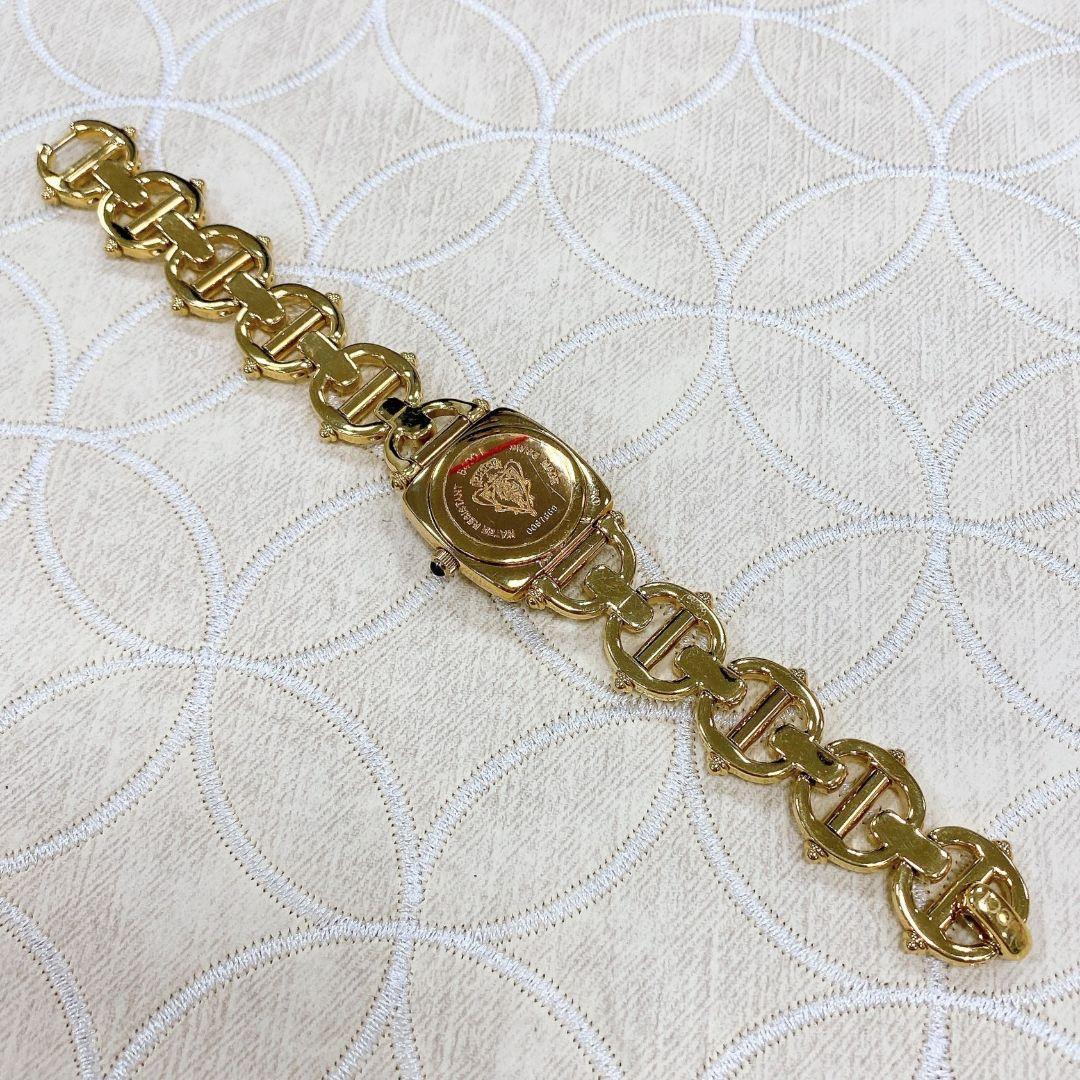 70-8☆超美品☆ GUCCI グッチ 腕時計 6400L 希少 保護シール
