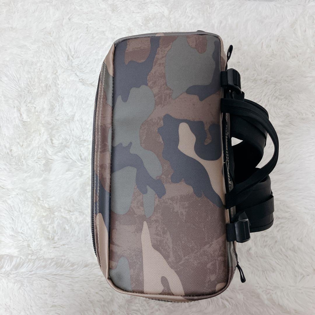 美品 THE NORTH FACE ヒューズボックス カモフラ 30L 美品 THE NORTH FACE ヒューズボックス カモフラ 30L