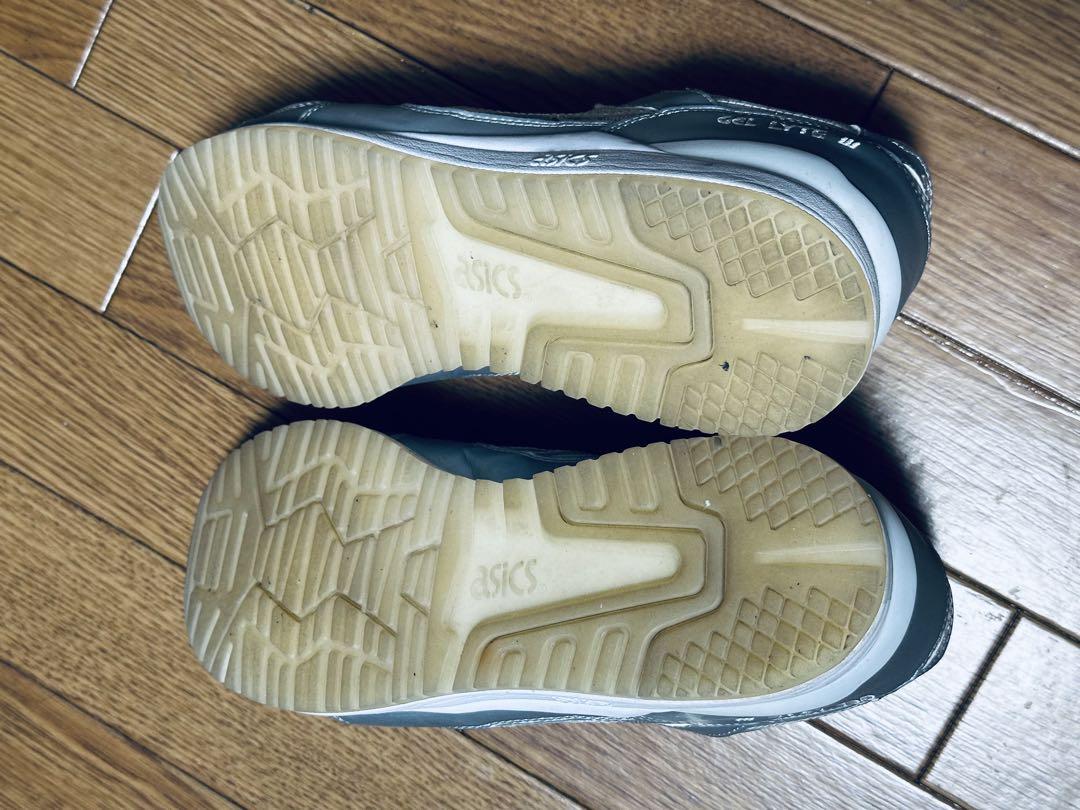 完売品❗️ASICSアシックススニーカーGEL-LYTE III シルバー28cm