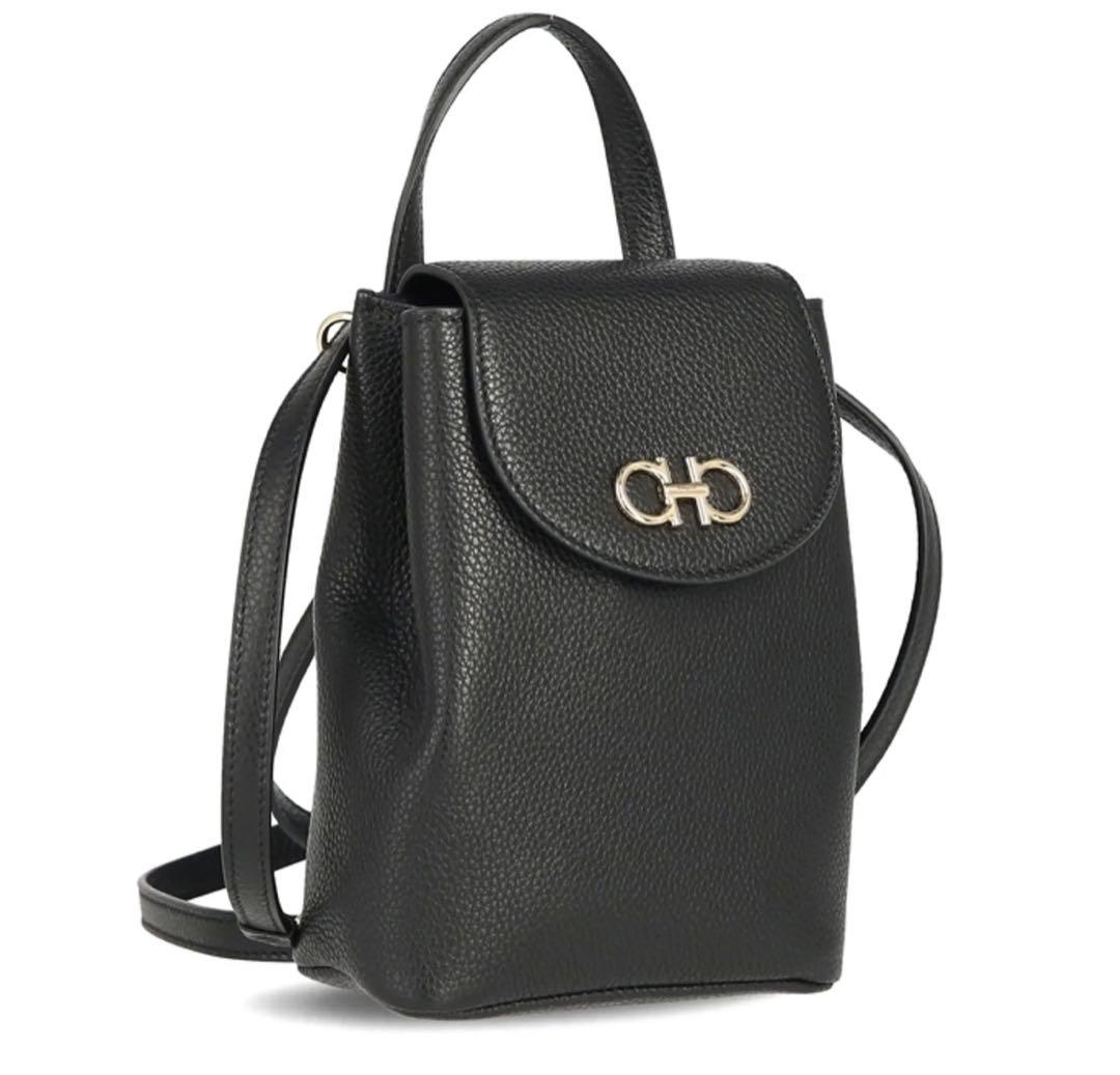 Ferragamo   ガンチーニ ミニバッグ