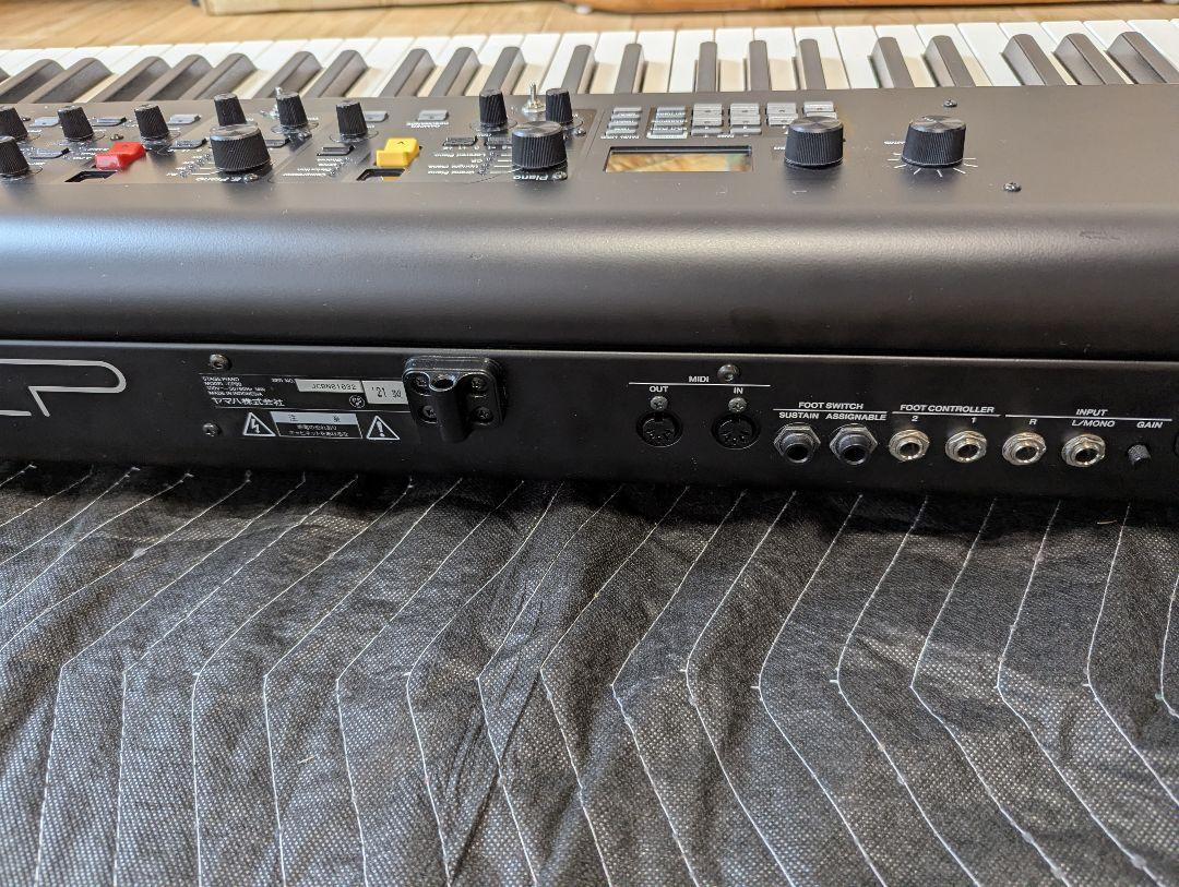 YAMAHA ステージピアノ CP88 (専用譜面台付)