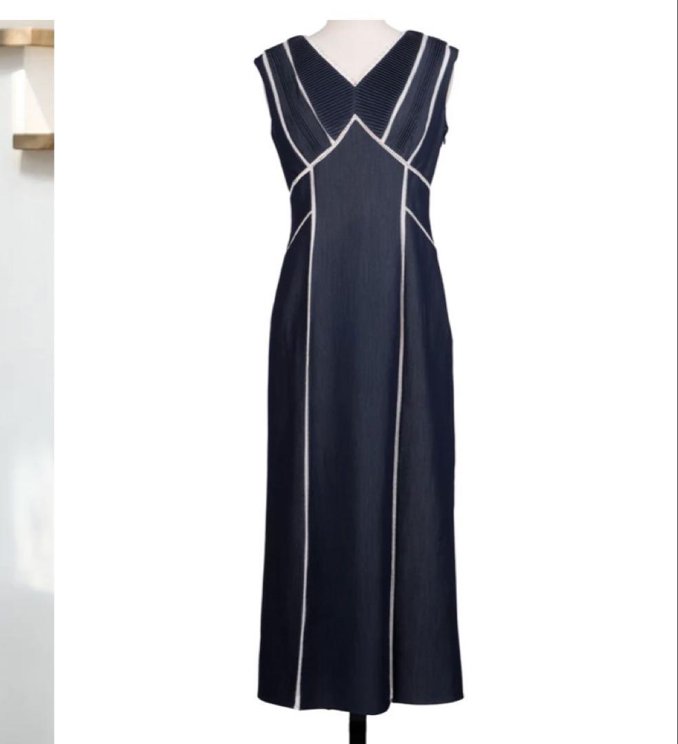 ワンピース Lace Trimmed Chambray Dress