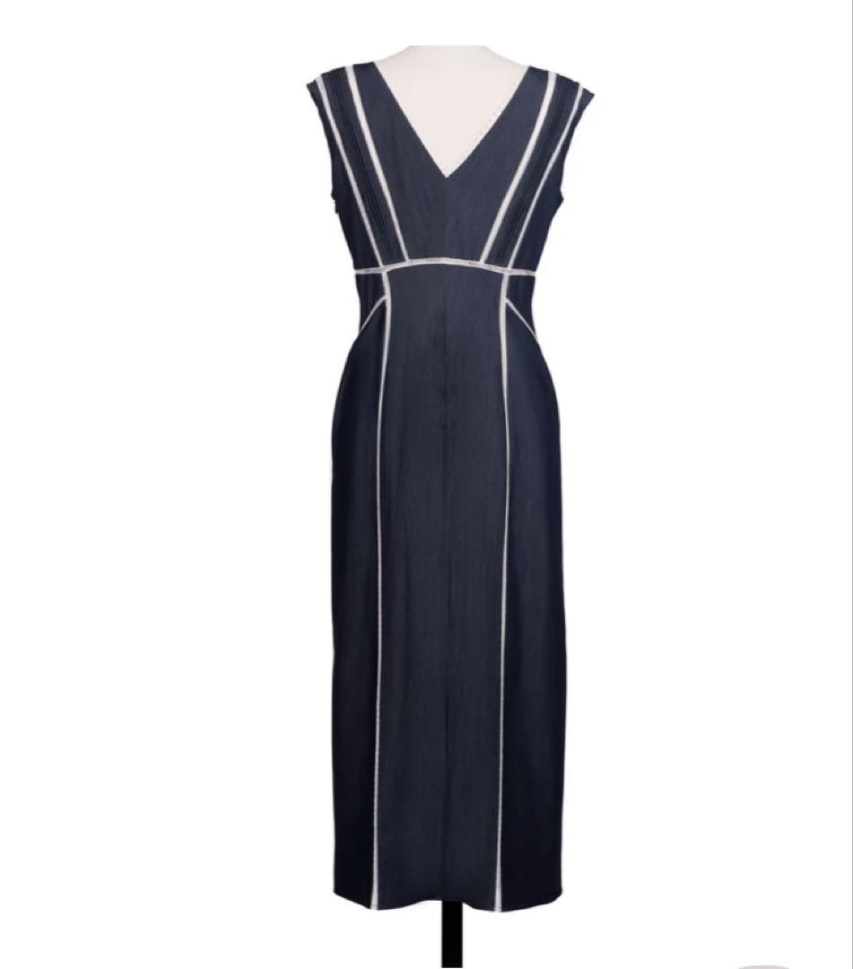 ワンピース Lace Trimmed Chambray Dress