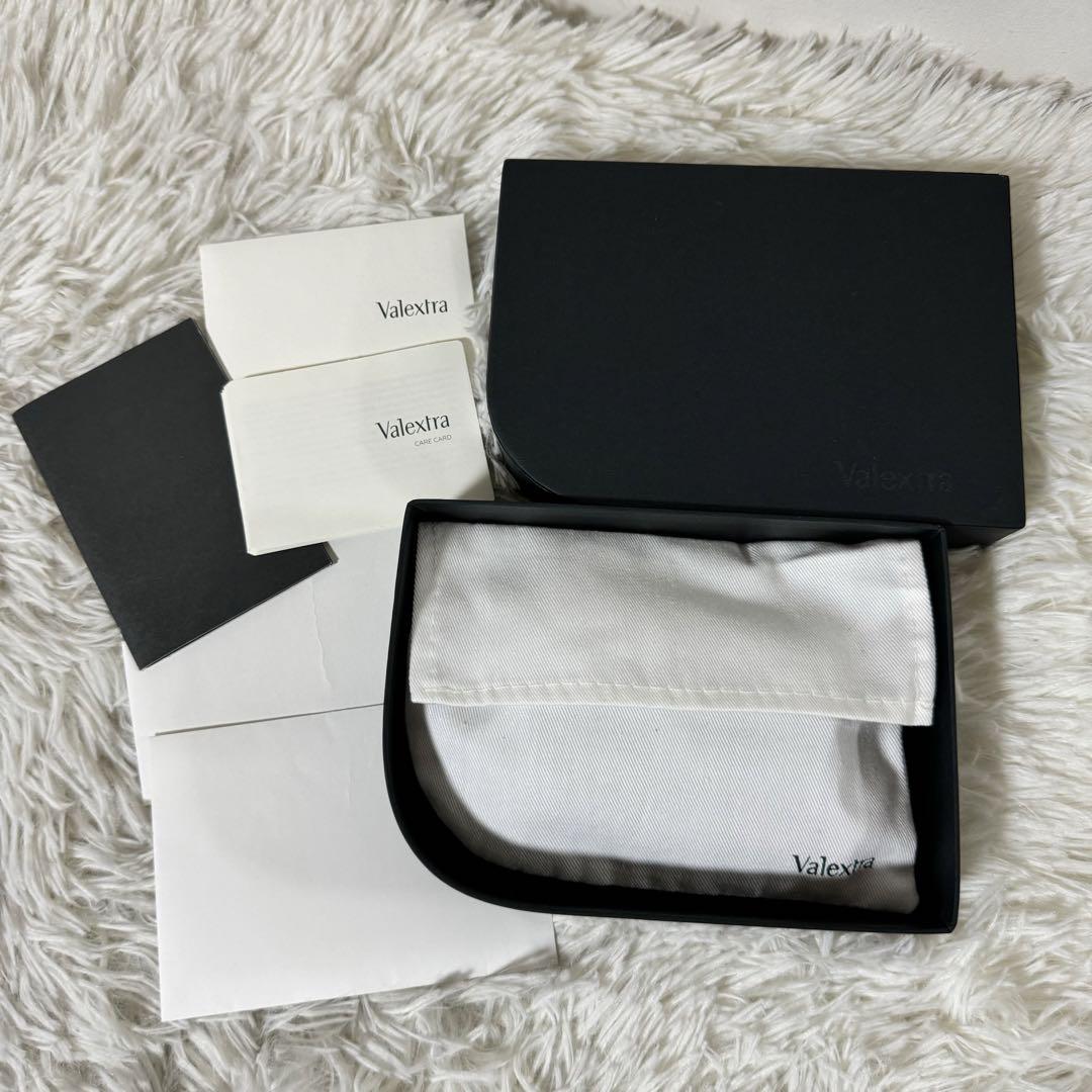 新品未使用✨ヴァレクストラVALEXTRA 財布 メンズ コンパクトパース　緑