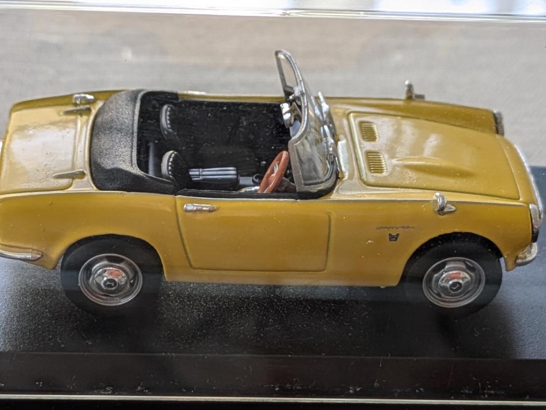 ①ミニカーセット 3台 ディスプレイケース付き　新品未開封