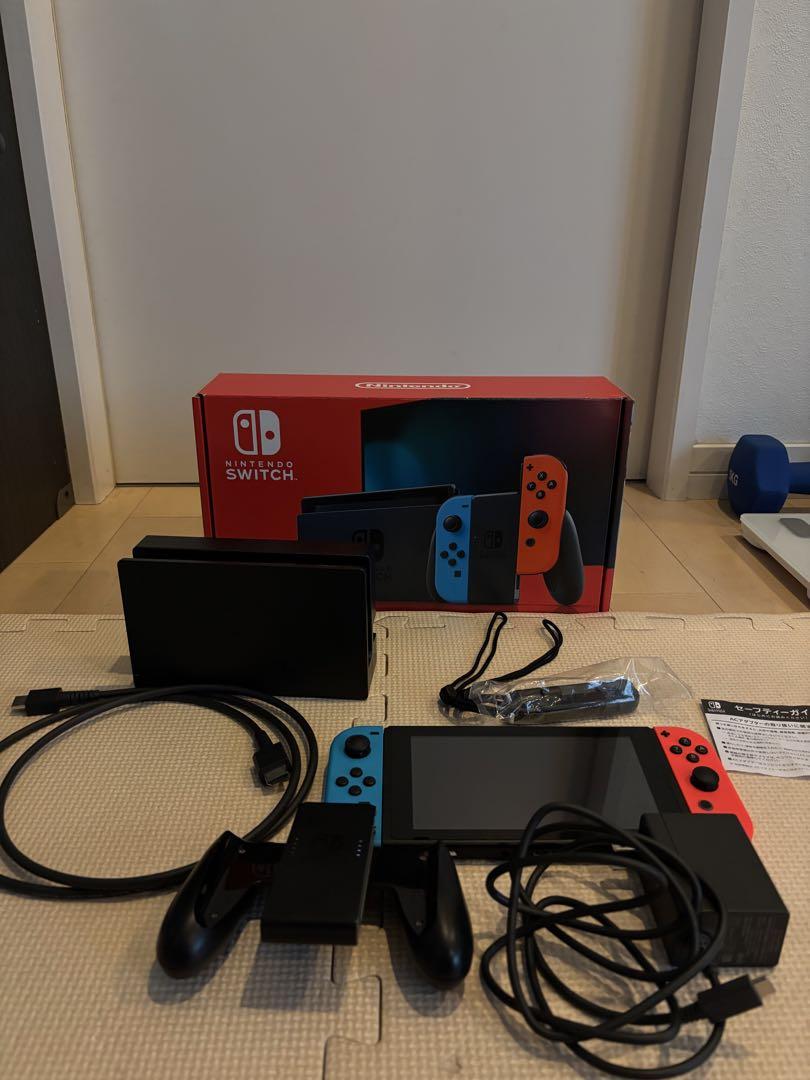 Nintendo Switch ネオンブルーとネオンレッド 本体　箱付き