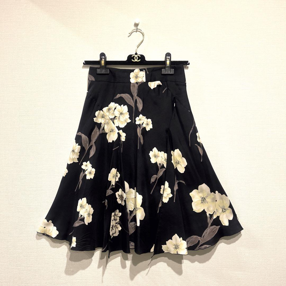 Blumarine ブルマリン 花柄フレアスカート Italia 40
