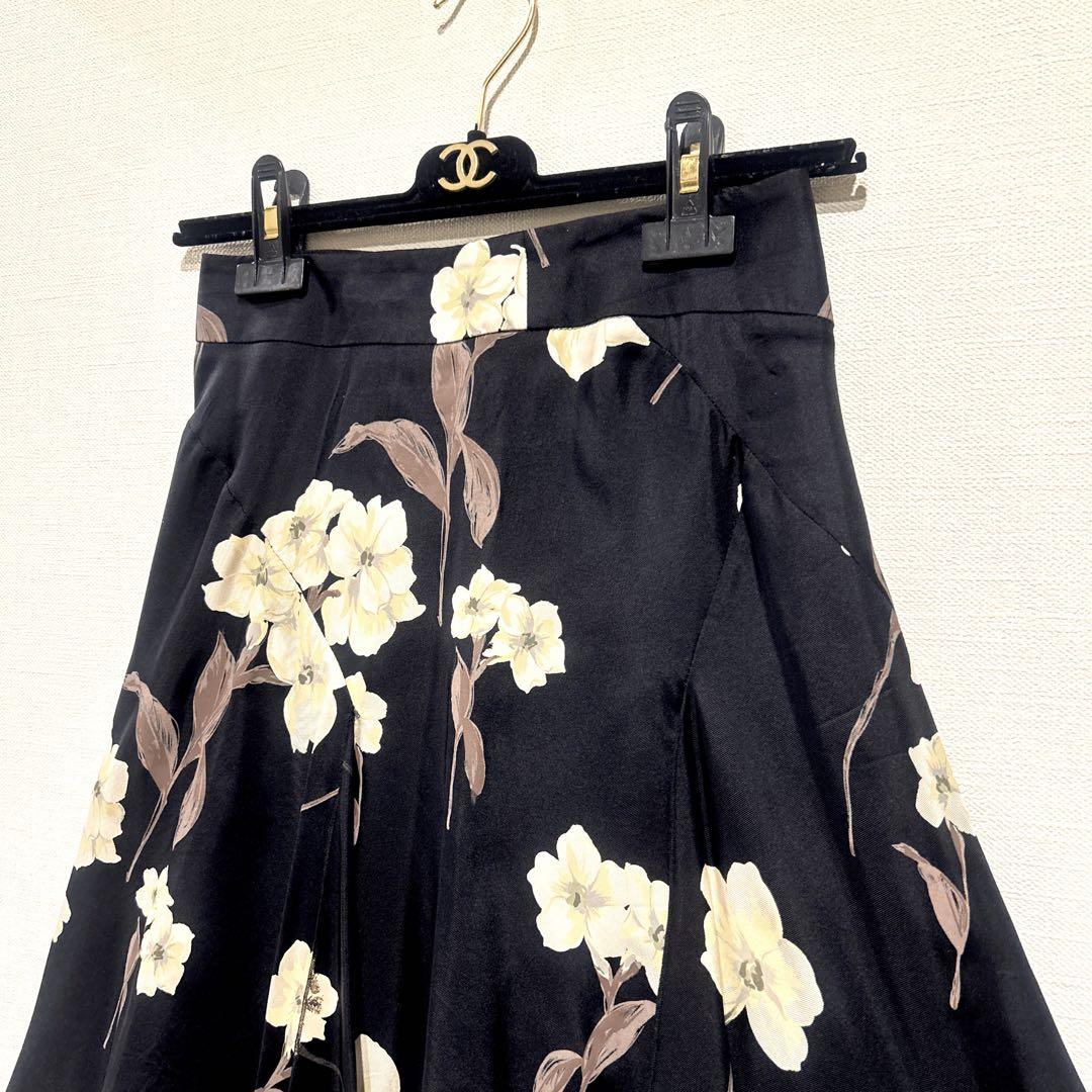 Blumarine ブルマリン 花柄フレアスカート Italia 40