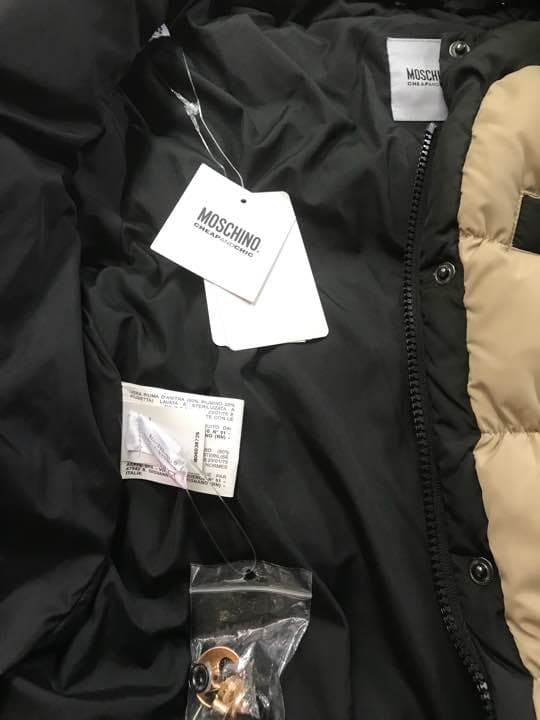 ☆未使用 モスキーノダウンジャケット MOSCHINO新品 タグ付き エレガント 