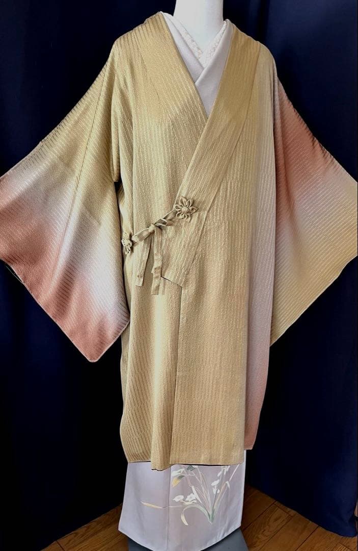 【ロング道長着】カラシ➕ブラック完全リバーシブル 両面地紋 万能羽織物 未着用 【ロング道長着】カラシ➕ブラック完全リバーシブル 両面地紋 万能羽織物 未着用