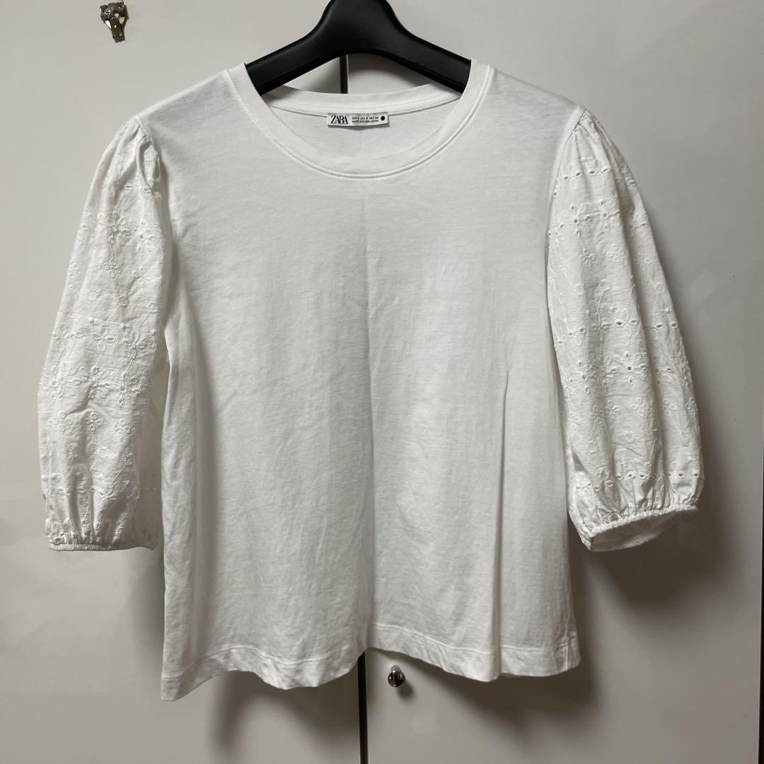 ZARA パフスリーブTシャツ