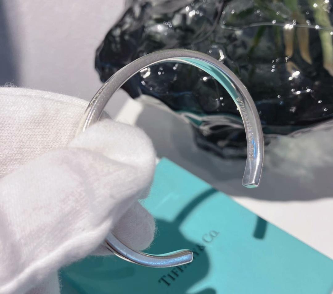 Tiffany & Co. シルバーバングル 925 1837 巾着 箱付き