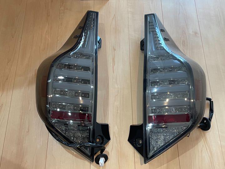 【おまけ付き】クリスタルアイ トヨタAQUA専用LEDテールランプ 【おまけ付き】クリスタルアイ トヨタAQUA専用LEDテールランプ