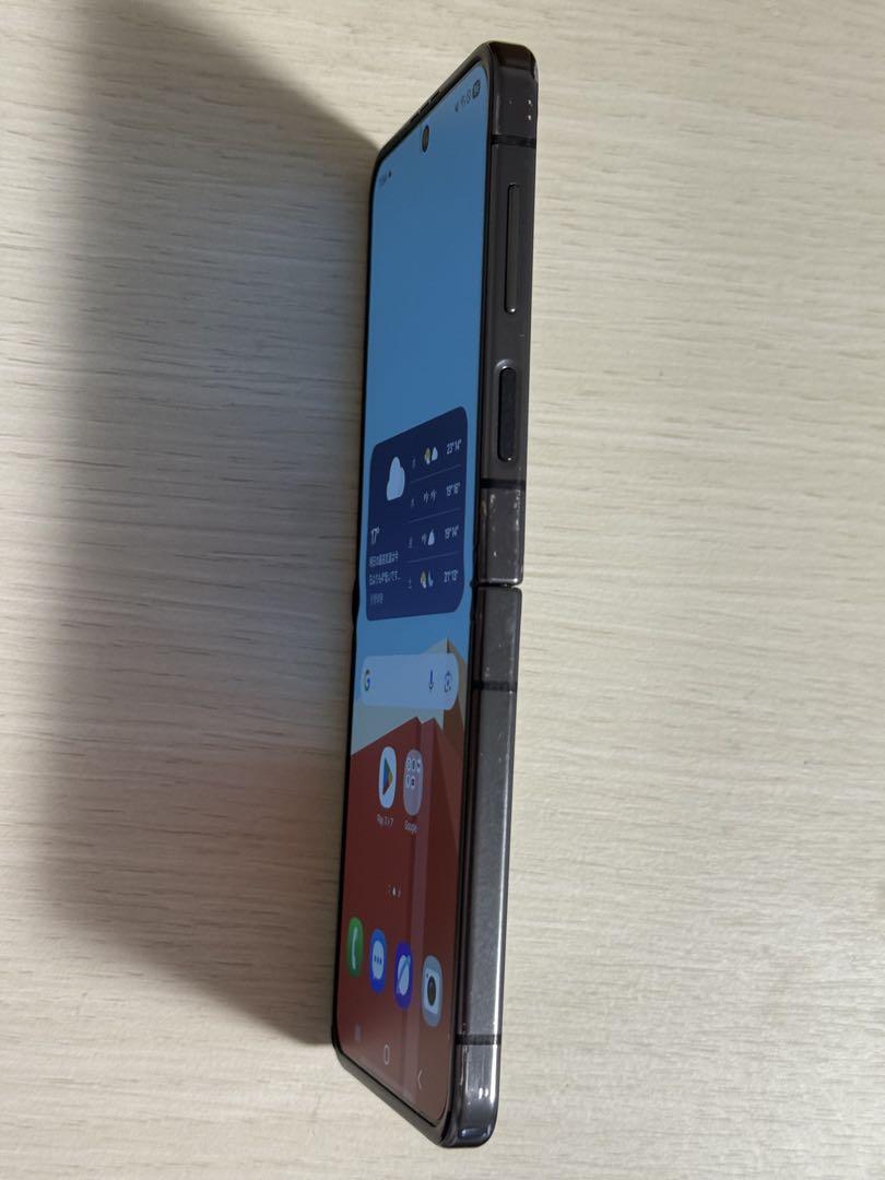 [大容量特価]Galaxy Z Flip 5 512GB 美品グラファイト