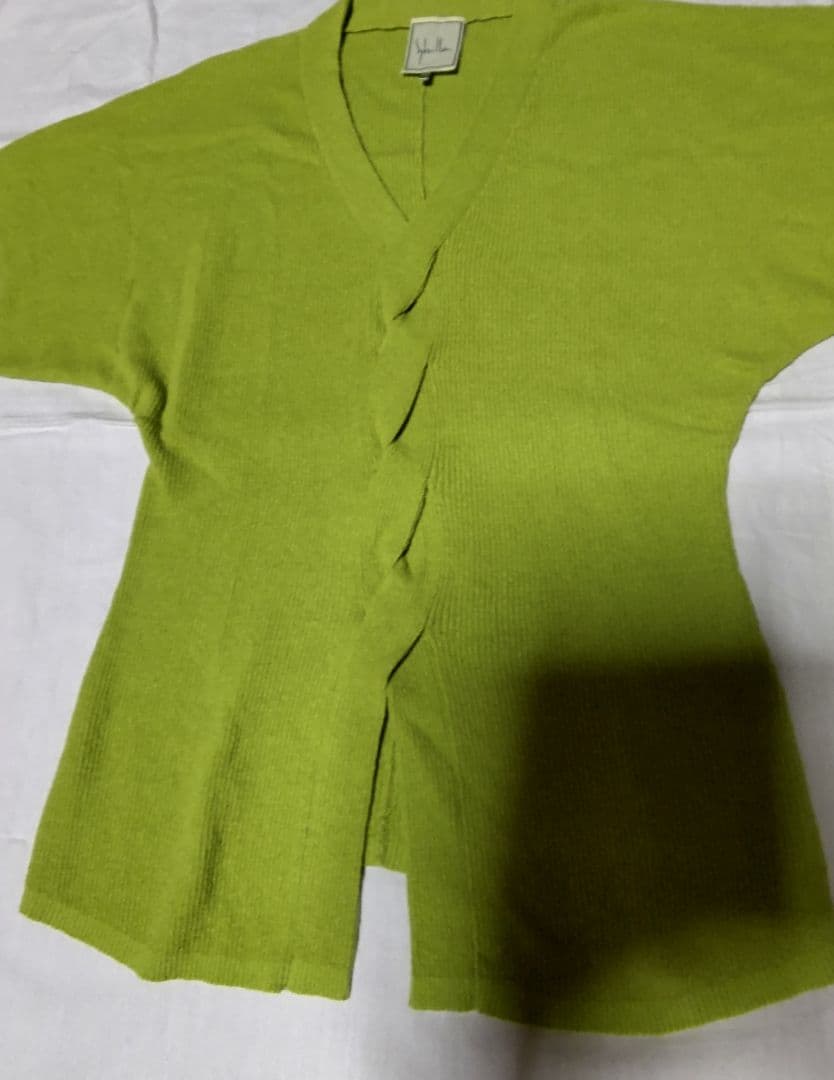 シビラ　若草色ニットトップス　Мサイズ未使用品