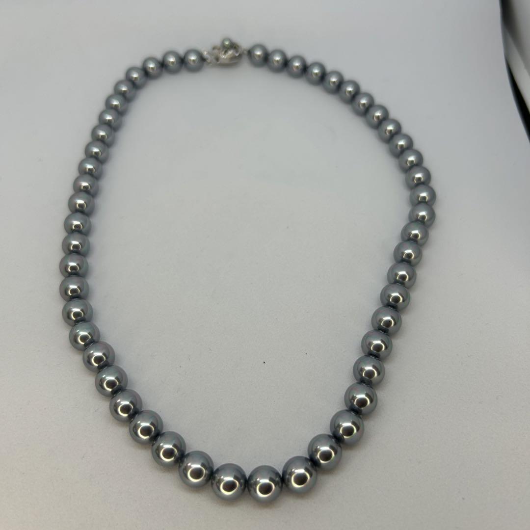美品　シェルパール？ネックレス　8㎜珠51粒　SILVER留め具　長さ43cm