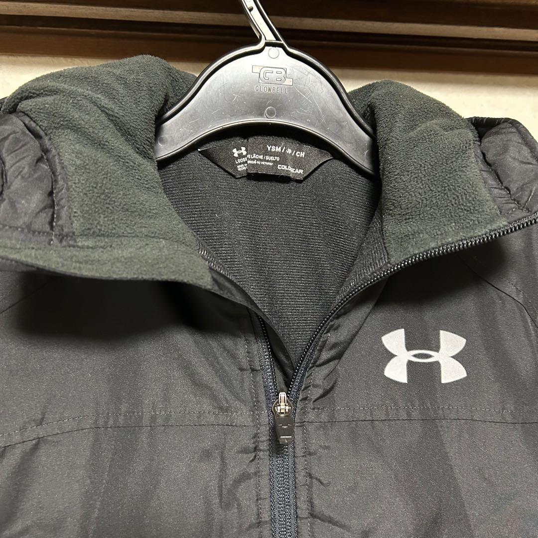 美品 アンダーアーマー 中綿ベンチコート YSM ブラック UNDERARMOR