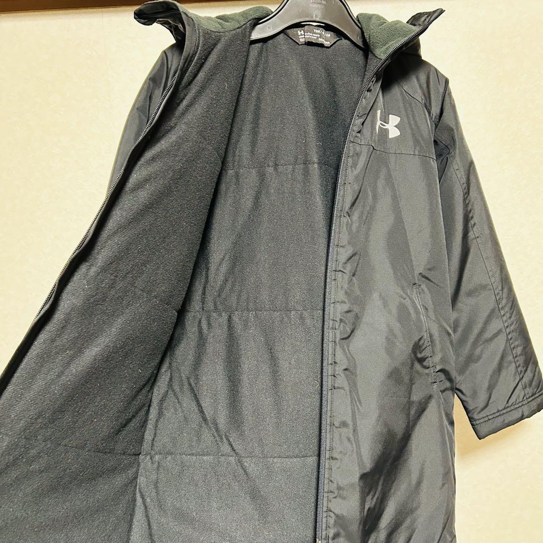 美品 アンダーアーマー 中綿ベンチコート YSM ブラック UNDERARMOR