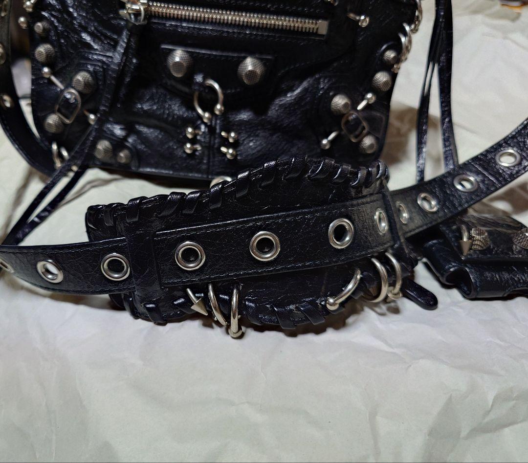 バレンシアガbalenciaga Le Cagoleピアス フラップバッグ XS バレンシアガbalenciaga Le Cagoleピアス フラップバッグ XS