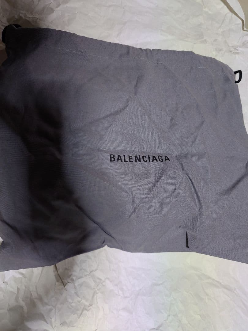 バレンシアガbalenciaga Le Cagoleピアス フラップバッグ XS バレンシアガbalenciaga Le Cagoleピアス フラップバッグ XS