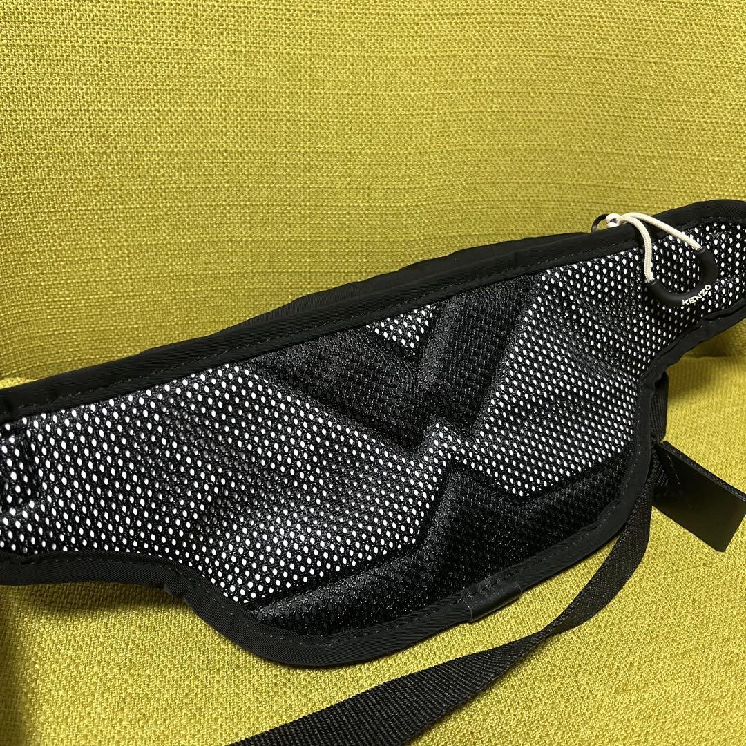 【美品】KENZO ボディバッグ ブラック KENZO ボディバッグ ブラック