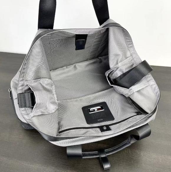 新品 TUMI Alpha3 キャリーオールトート 新色 メンズ