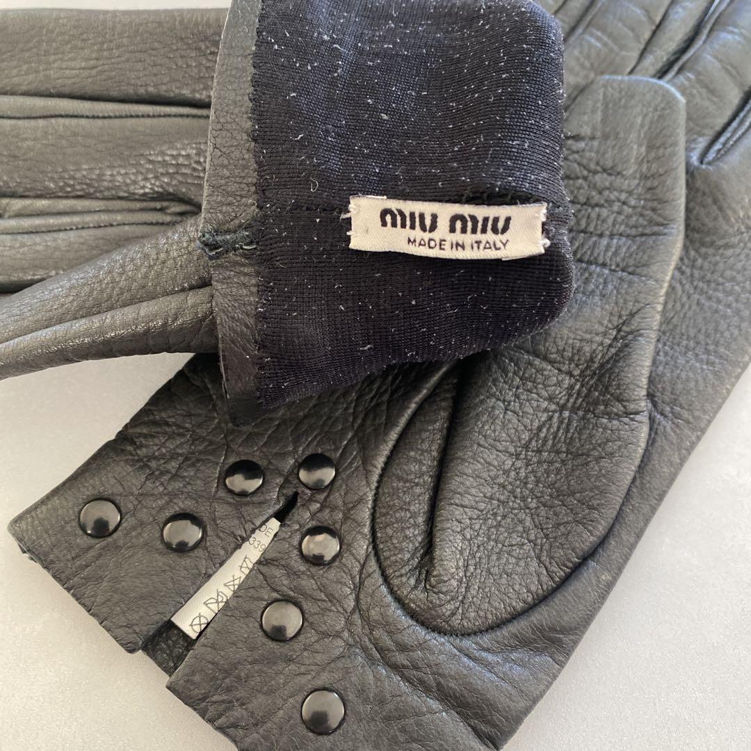 美品　MIUMIU レディース　レザーグローブ　黒革手袋　シルク裏地　サイズ8