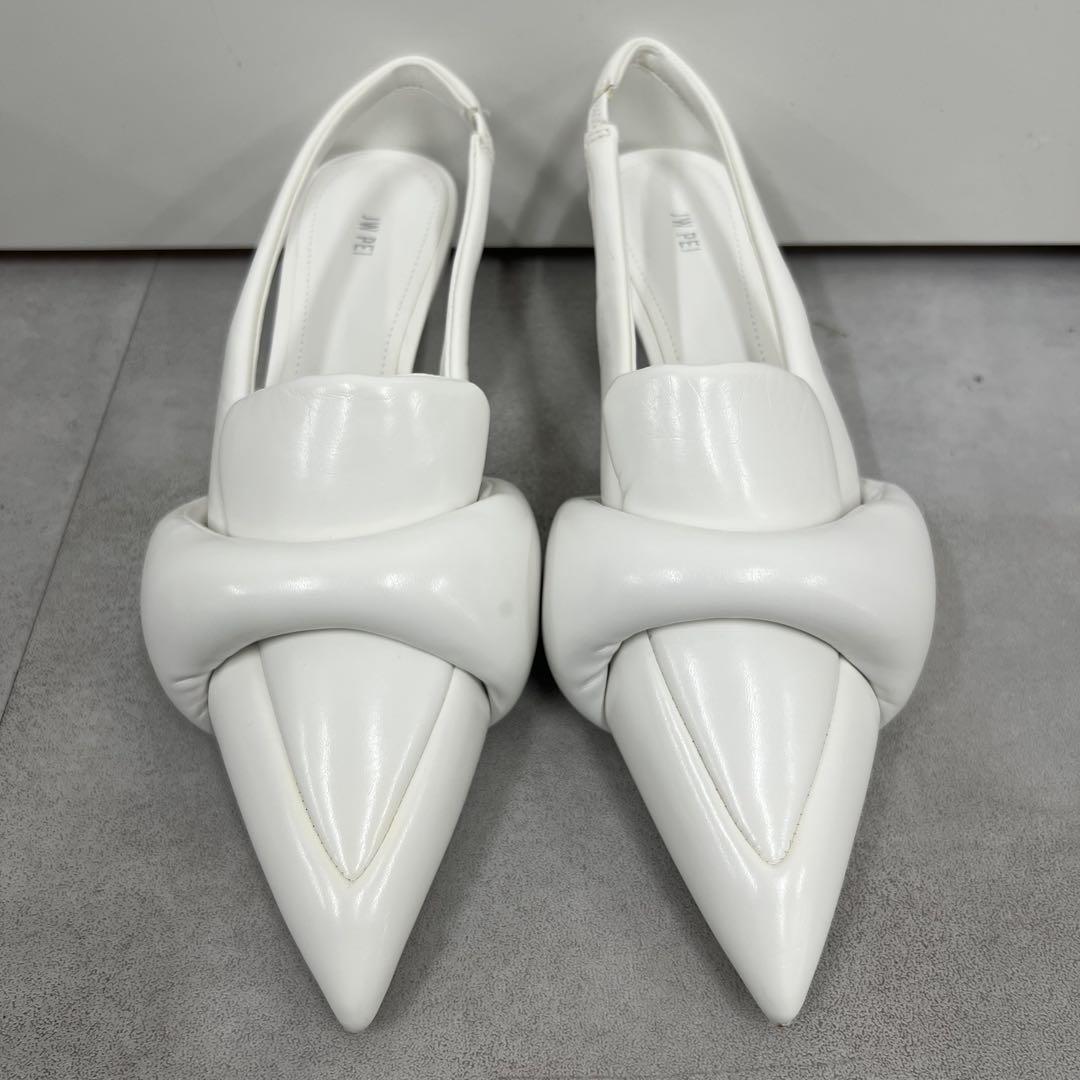 新品未使用】JW PEI Carla ソフト パッド キトゥン ヒール パンプス Carla ソフト パッド キトゥン ヒール パンプス - ブラック - JW