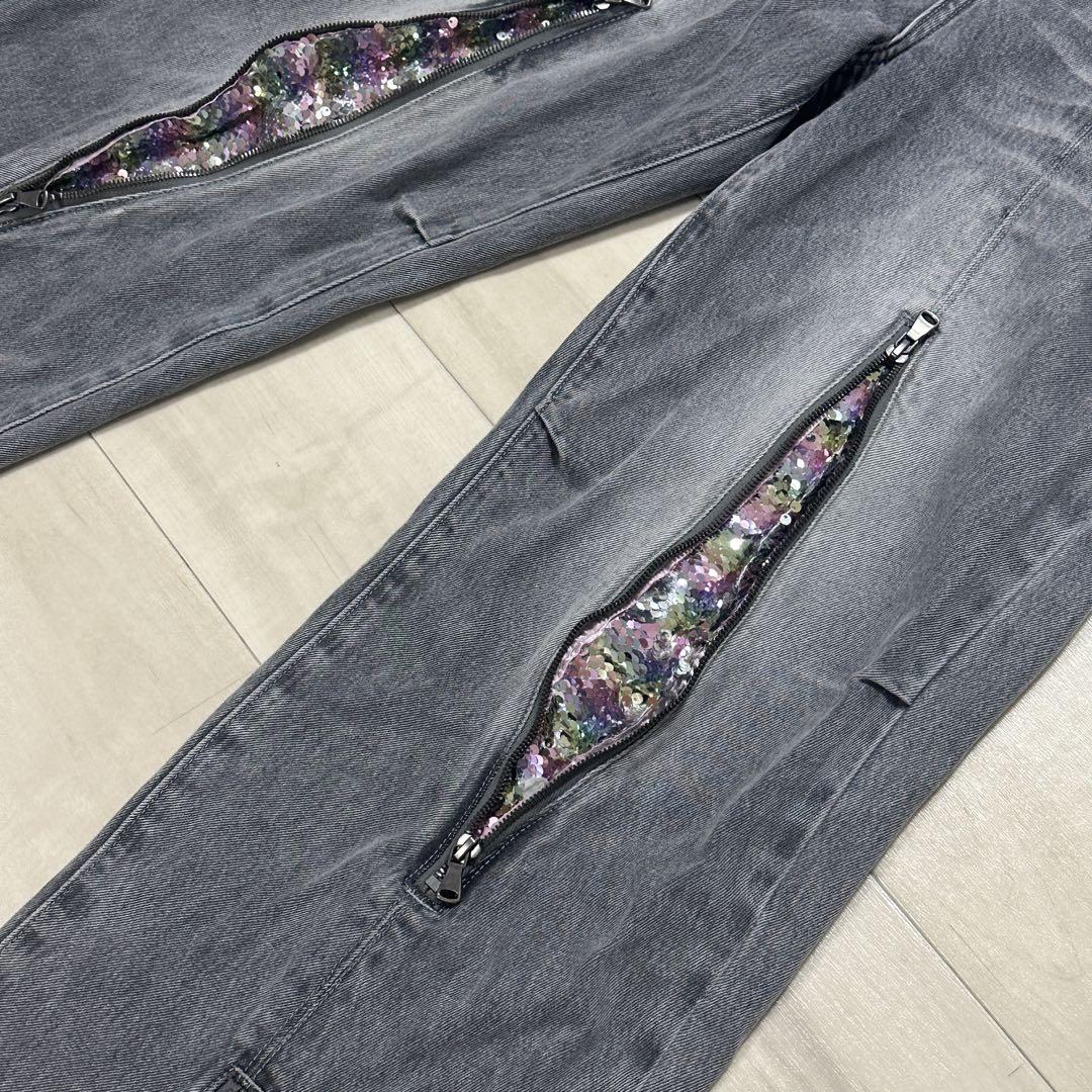 【再入荷！】 APRIORITY先验 ジッパー付きグレーのデニムパンツ ディザイナー 花火 パンツ