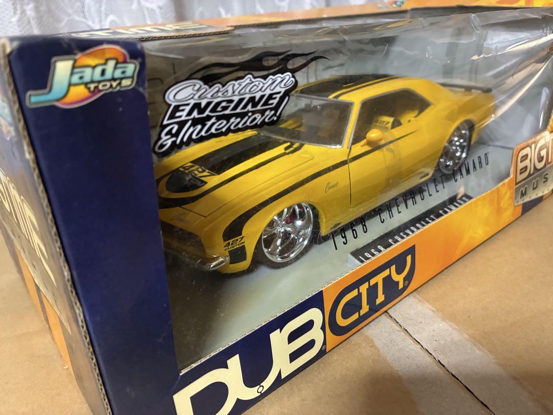 ミニカー 1968 CHEVROLET CAMARO DUB CITY 1/18