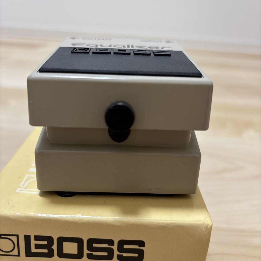 ローランド時期、GEー10後にBOSS GEー10に、名を変えます。 ローランド時期、GEー10後にBOSS GEー10に、名を変えます