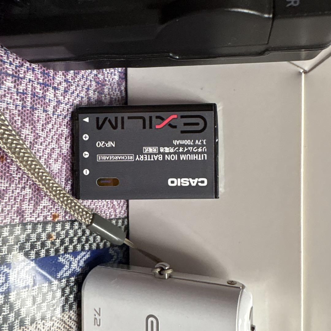CASIO EXILIM 72メガピクセル デジタルカメラ