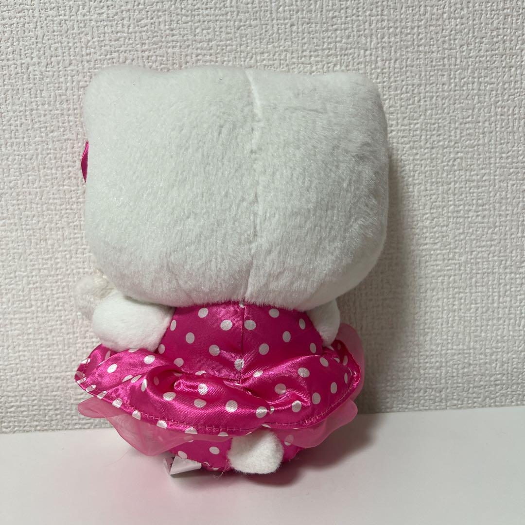 【ユニバ限定】ハローキティ　ぬいぐるみ　キーホルダー