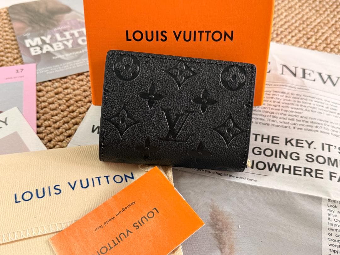 LOUIS VUITTON ブラック 三つ折り財布