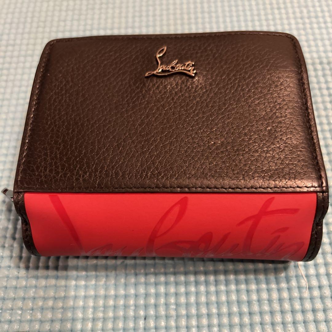 【超お買い得！】 Christian Louboutin 二つ折り財布 黒赤 小物