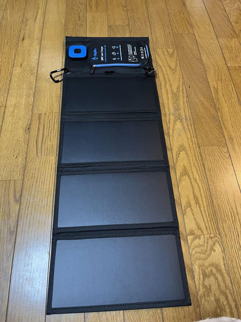 BigBlue 28W ソーラーチャージャー　充電器
