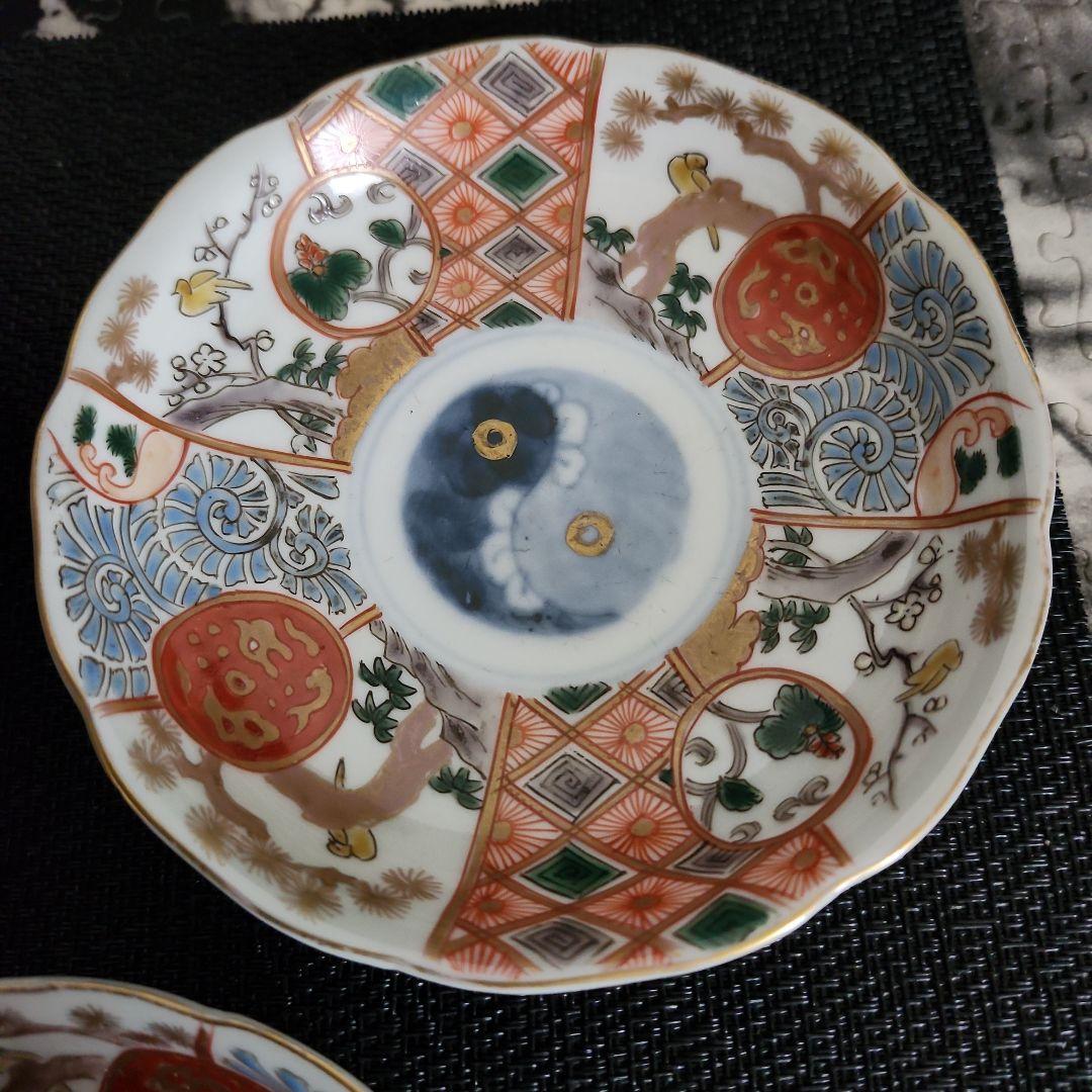幸せウサギ　古伊万里　錦手　色絵美人角徳利　金彩　色絵　一輪挿し　v613 古伊万里色絵兎文様皿｜古美術 桃凛