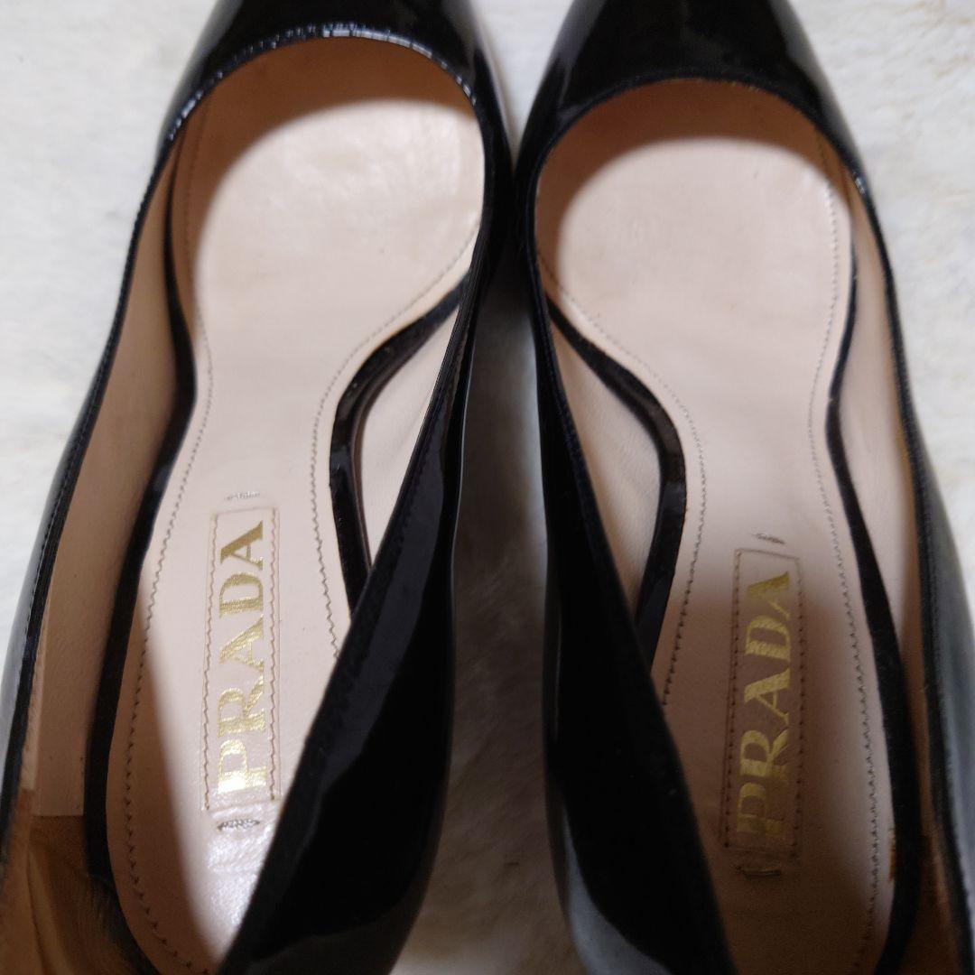 【数々のアワードを受賞】 PRADA エナメルパンプス 24.5 ブラック 靴