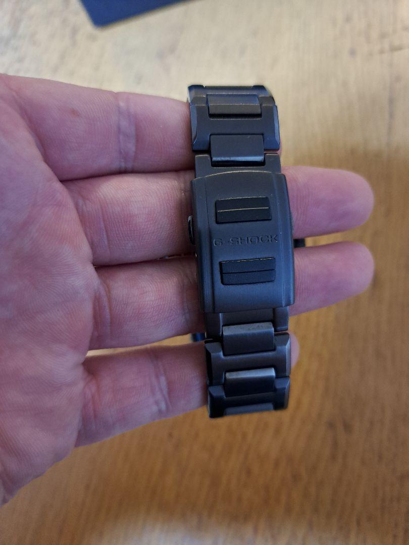 【美品】カシオ G-SHOCK MTG-B1000 【箱・保付き】