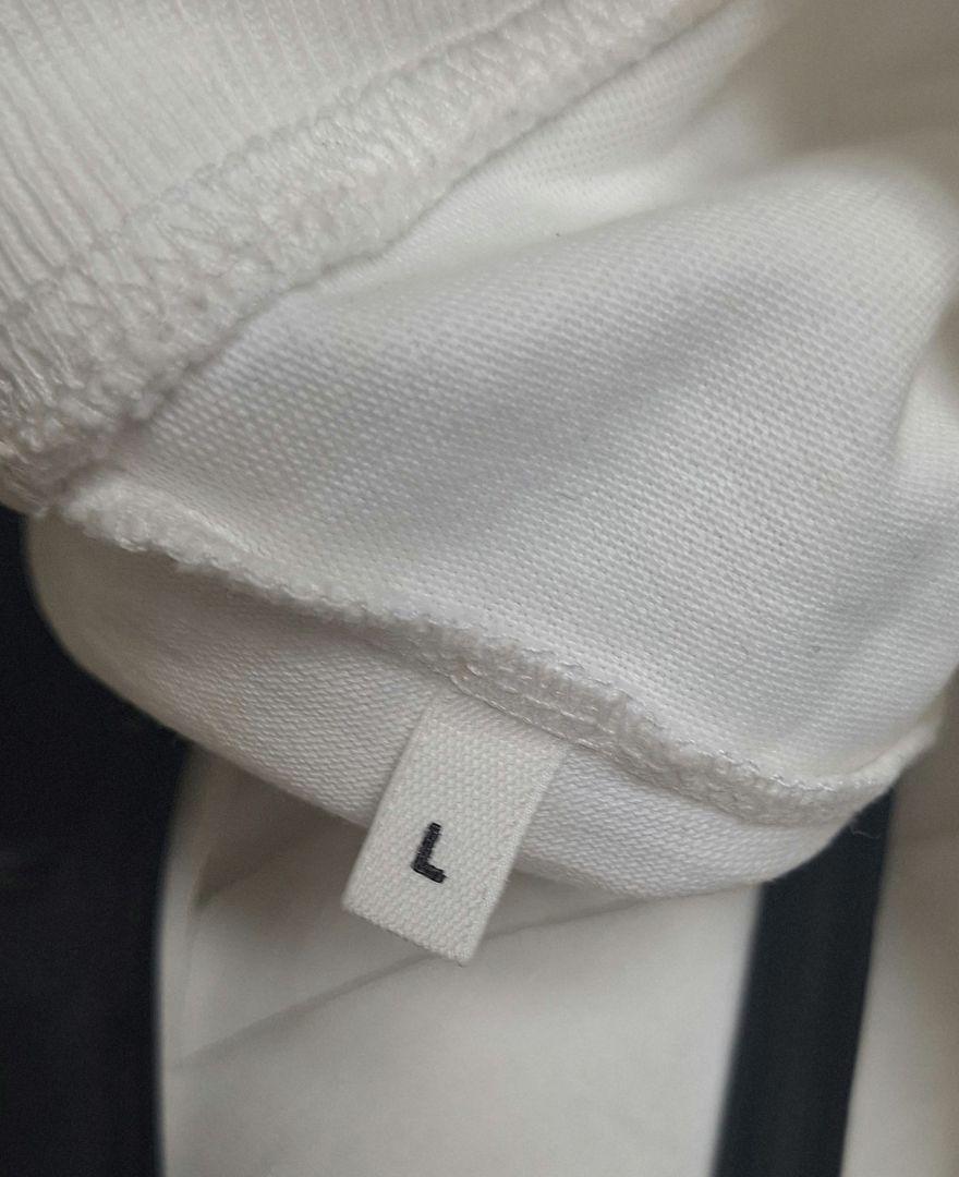 【出品今週末まで】amiparis ホワイト 長袖カットソー