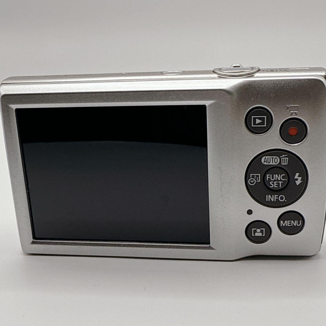 美品 稼働品 Canon IXY200 シルバー　バッテリー2個
