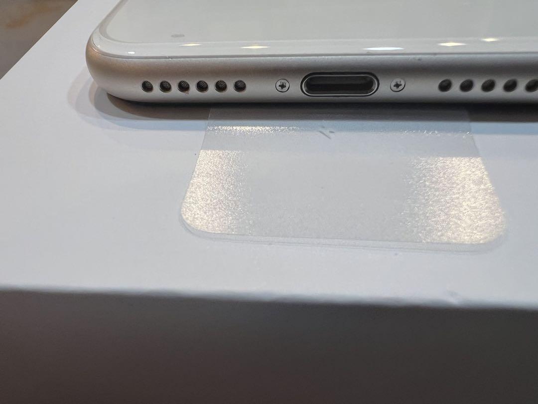 もっきんさま専用、iPhoneSE3、スターライト、64GB